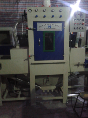 福州背景墻瓷磚生產(chǎn)設(shè)備與立體式瓷磚背景墻噴砂機(jī)的匹配選擇